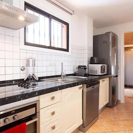 Eden Elite Palace Apartment *